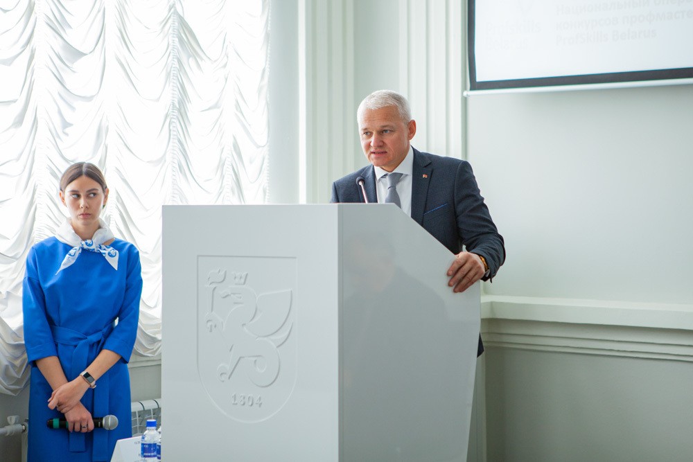 IX ������������ ������: ������� (����)