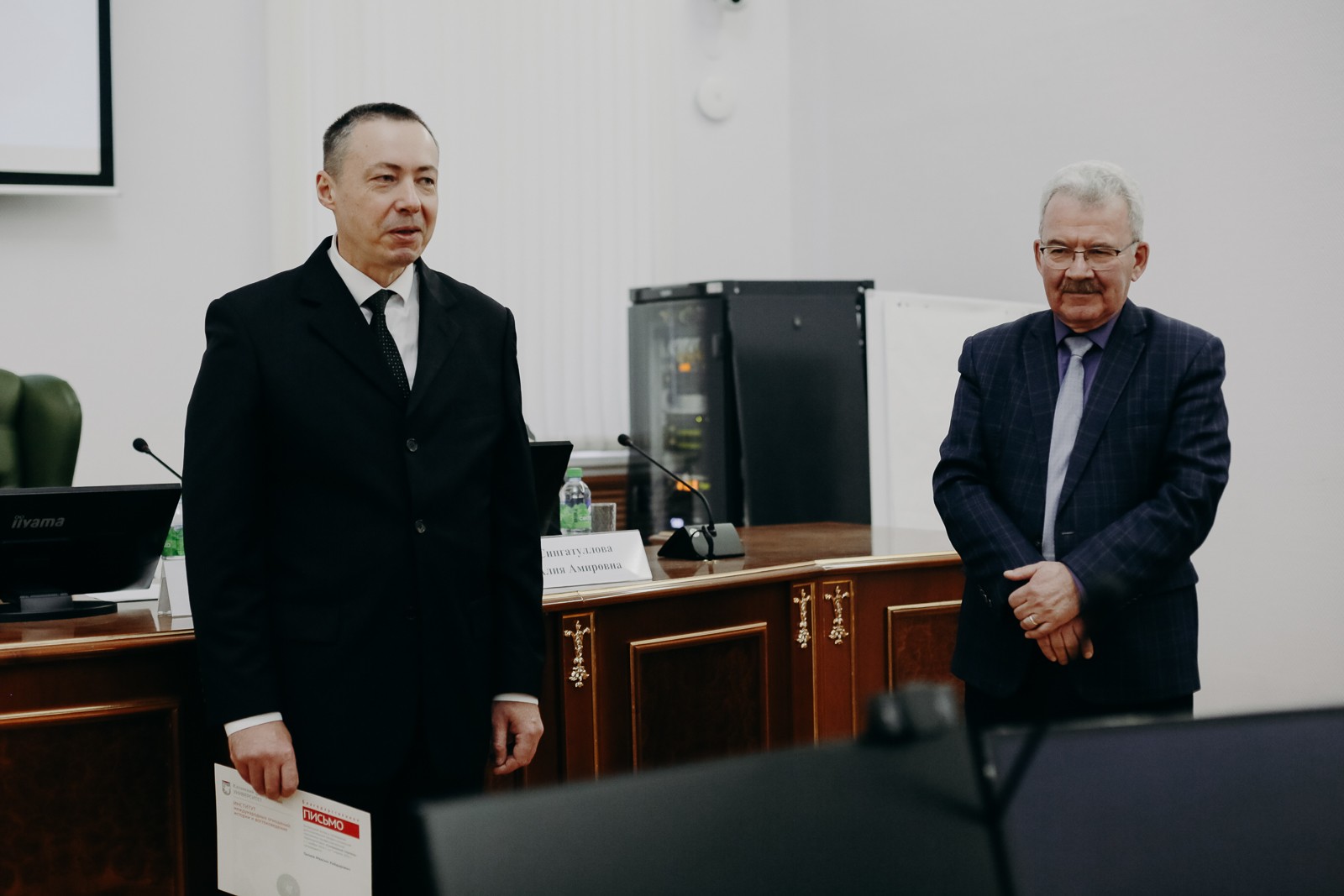 В Институте международных отношений, истории и востоковедения вручили дипломы по программе 'Синхронный перевод (арабский язык)' В Институте международных отношений, истории и востоковедения вручили дипломы по программе 'Синхронный перевод (арабский язык)'