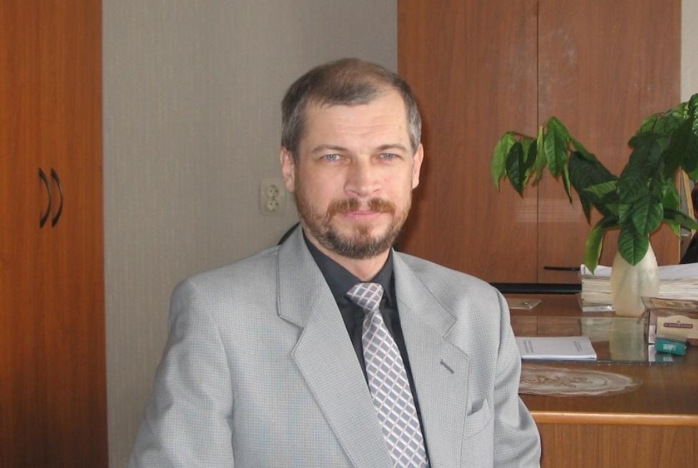 ����� ������ ������� ��������� �.�. � ������������� � ����������