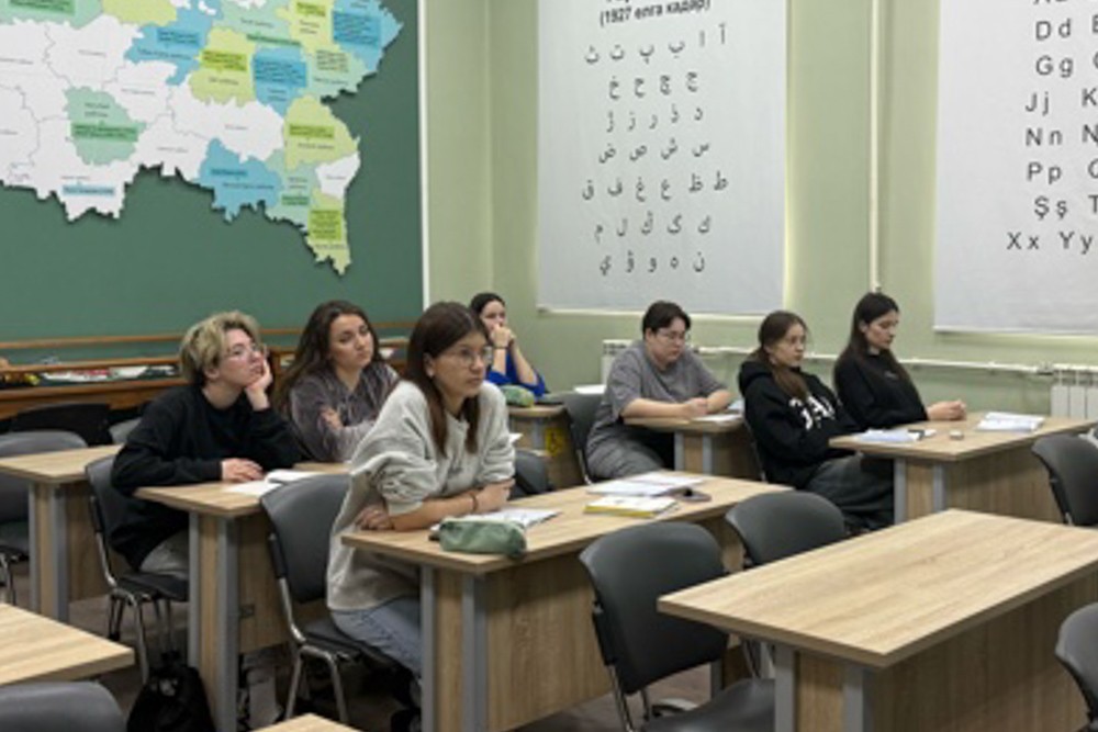 В Елабужском институте КФУ прошли кураторские часы в рамках операции В Елабужском институте КФУ прошли кураторские часы в рамках операции