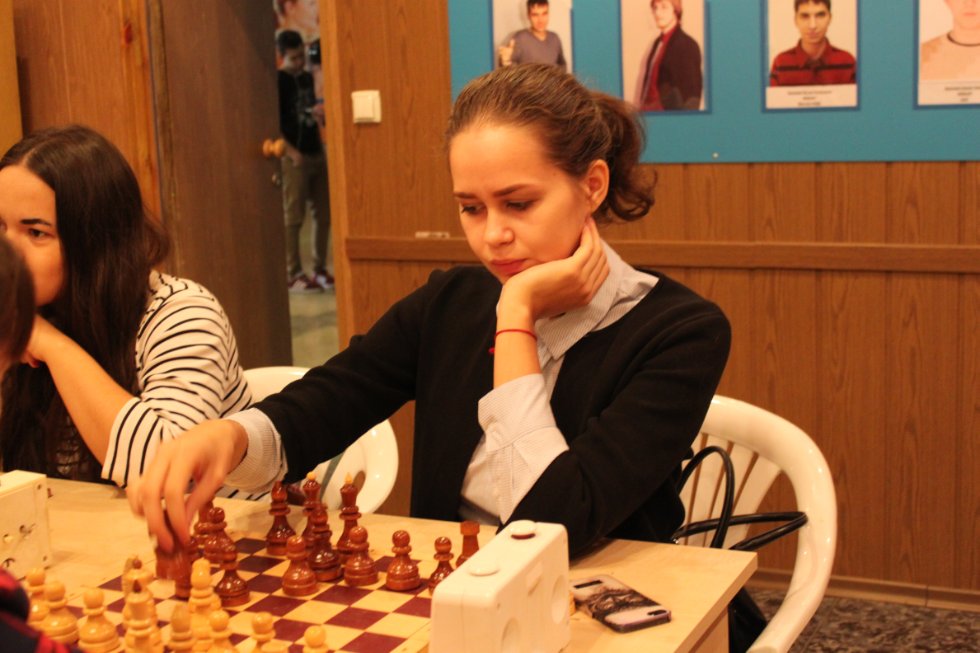 ���������� ��������� ����� ������ � ������