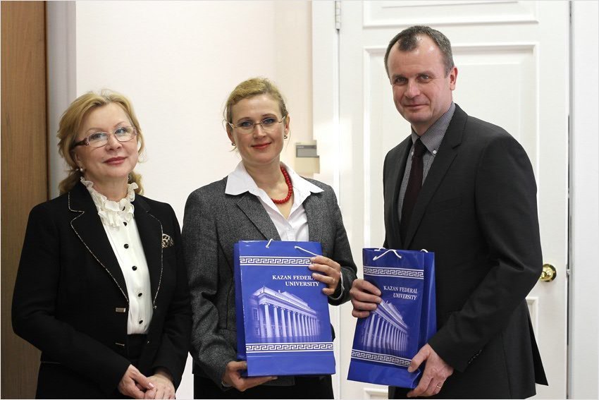 Kazan University is Establishing Contacts in the Sphere of Dual Education (a Photo Report)