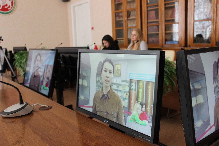 ������������������ ������-������� � ������������� � �� ���������� ������������ � ���������� ������� �.������