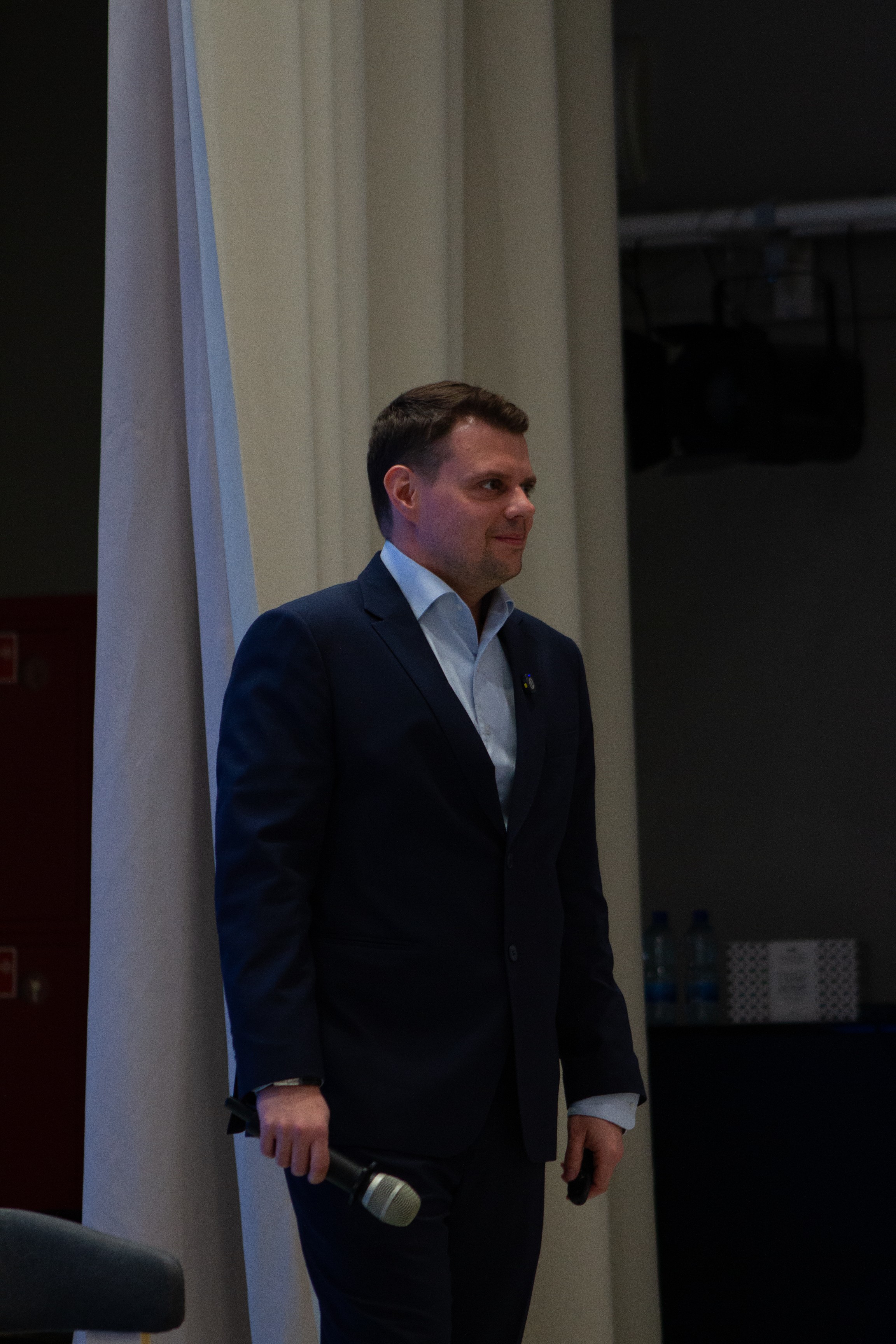 Как устроен искусственный интеллект и почему всё гораздо проще, чем кажется Как устроен искусственный интеллект и почему всё гораздо проще, чем кажется