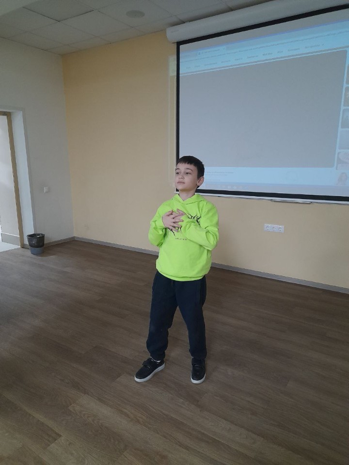 Детский театр КФУ 'Радуга' продолжает занятия с детьми и начинает работу над новым спектаклем Детский театр КФУ 'Радуга' продолжает занятия с детьми и начинает работу над новым спектаклем