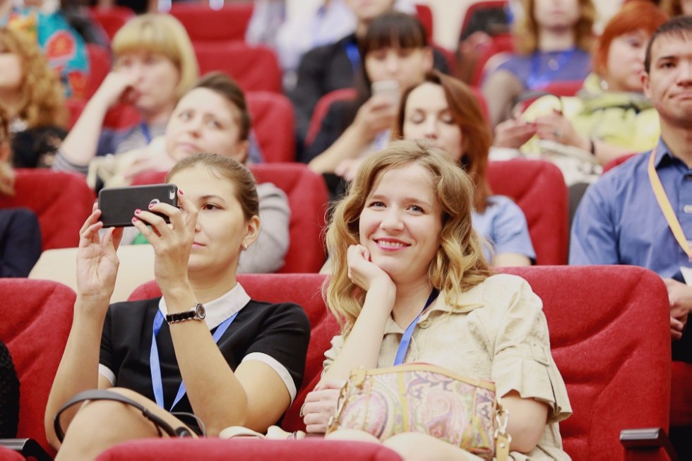 Economics of Football Discussed at the Institute of Management, Economics and Finance Economics of Football Discussed at the Institute of Management, Economics and Finance