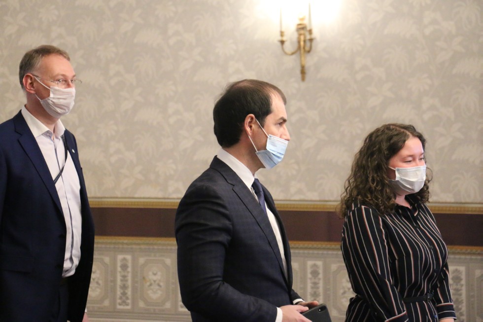 ���� ������ ������������ � ����