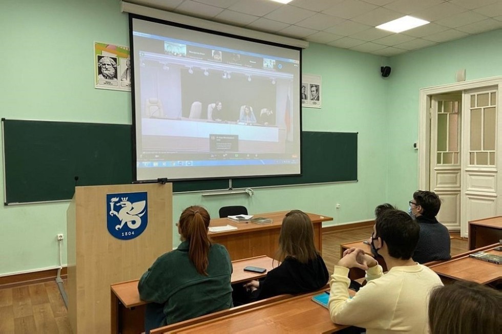 Студенты Елабужского института обсудили поправки обновленной Конституции России ,Елабужский институт КФУ