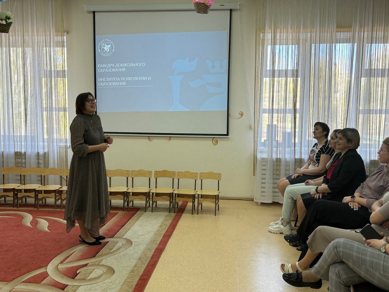 Профориентационная встреча с педагогами МАДОУ Профориентационная встреча с педагогами МАДОУ