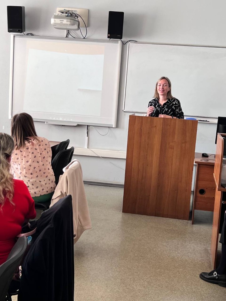 Прошли курсы повышения квалификации 'Формирование культурной языковой среды в условиях би- и полилингвизма в дошкольном образовательном учреждении' Прошли курсы повышения квалификации 'Формирование культурной языковой среды в условиях би- и полилингвизма в дошкольном образовательном учреждении'