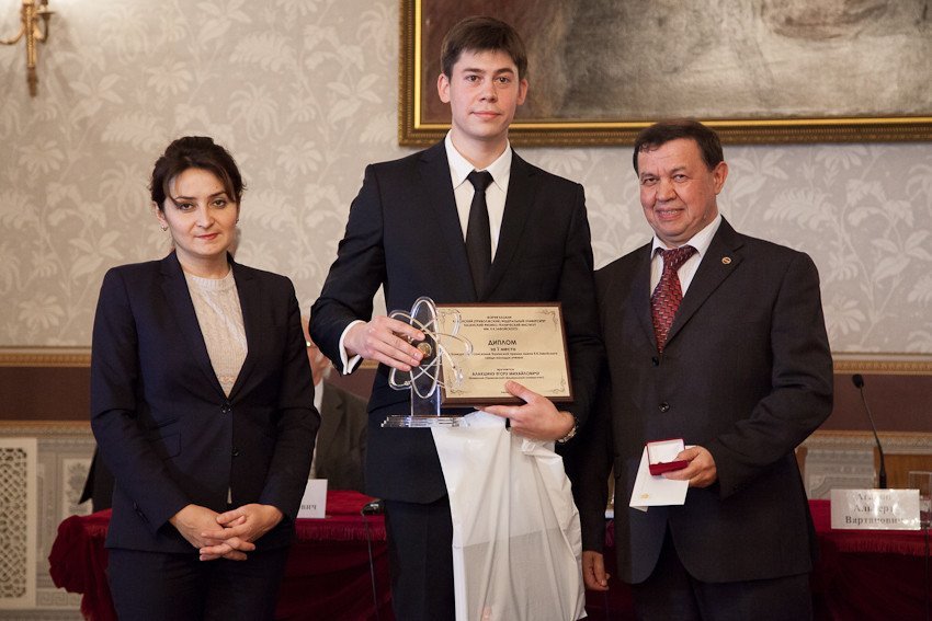 Young KFU scientists are winners of Evgeniy Zavoiskiy Prize