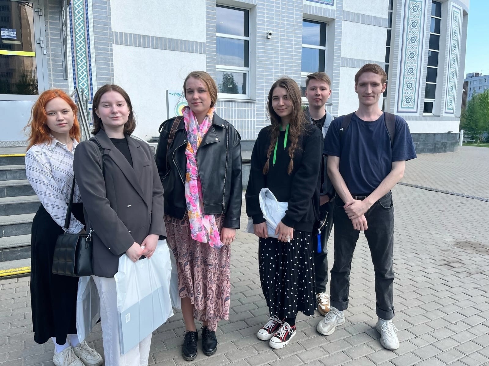 Экскурсия студентов-религиоведов в ОФБ Экскурсия студентов-религиоведов в ОФБ