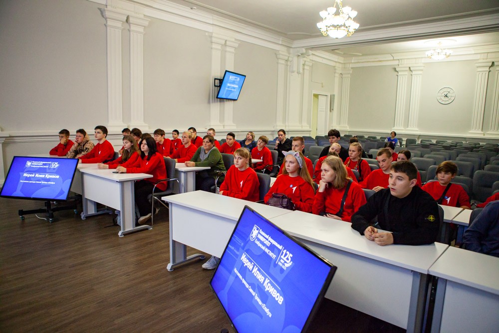 Межконфессиональная встреча прошла в Елабужском институте КФУ Межконфессиональная встреча прошла в Елабужском институте КФУ