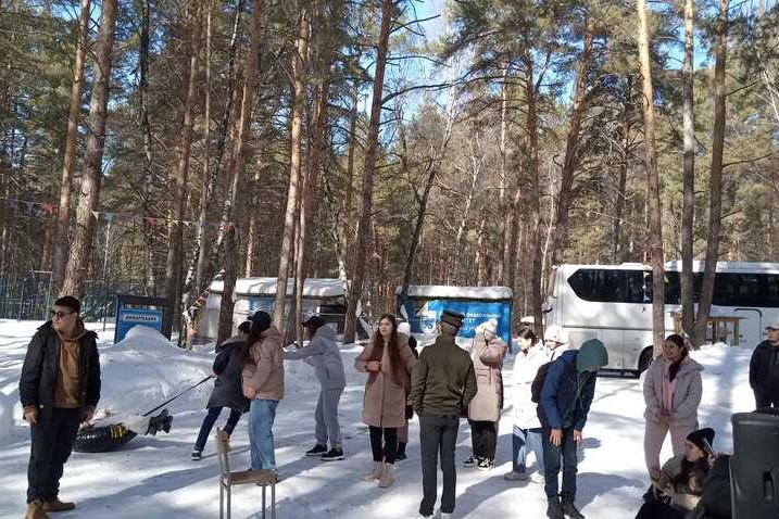 Студенты отделения экономических и юридических наук выехали в 'Буревестник' Студенты отделения экономических и юридических наук выехали в 'Буревестник'