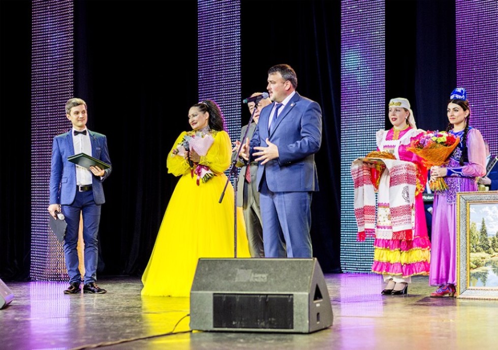 Все началось с судьбоносной песни 'Золотая рыбка' Все началось с судьбоносной песни 'Золотая рыбка'