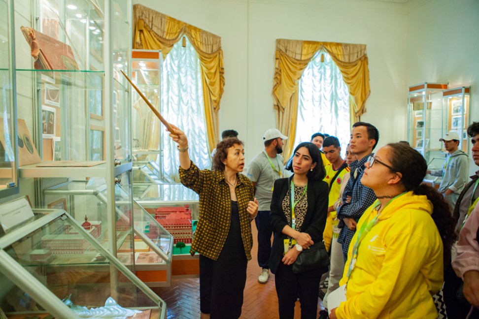 В Елабужский институт приехали студенты 'Летнего университета' В Елабужский институт приехали студенты 'Летнего университета'