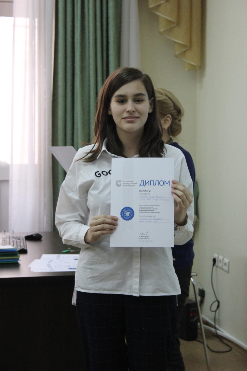 215 �����������