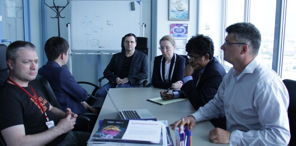 Лабораторию интеллектуальных робототехнических систем посетили представители YTCA America Inc. Лабораторию интеллектуальных робототехнических систем посетили представители YTCA America Inc.