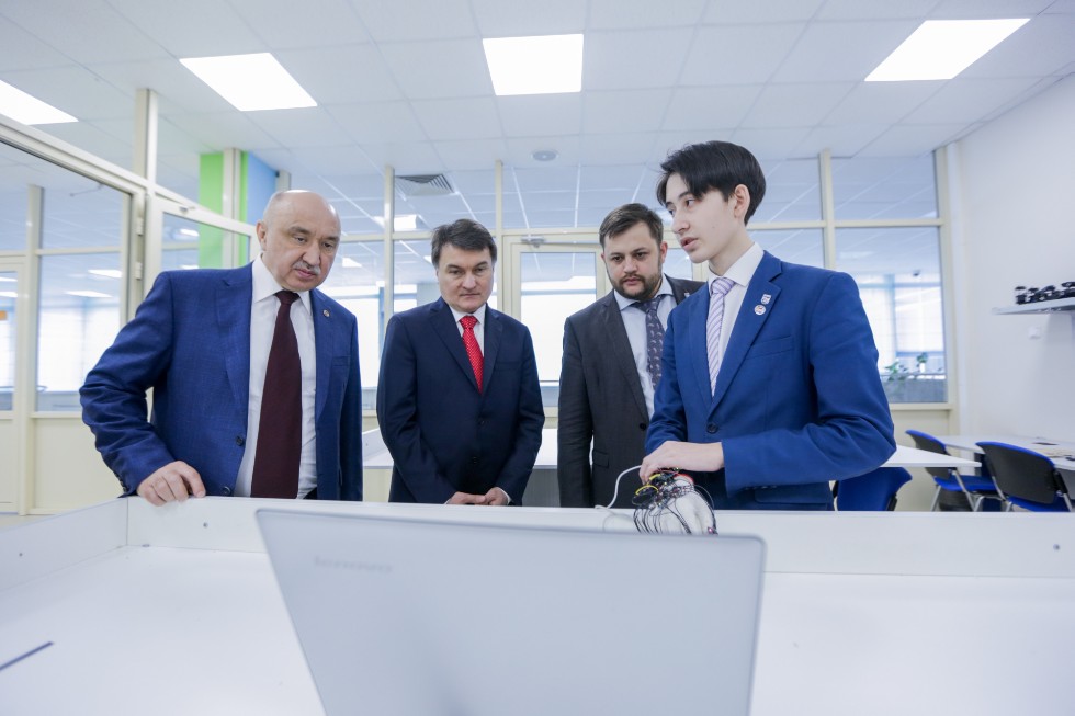 President of the Russian Academy of Education visited the Institute of Psychology and Education