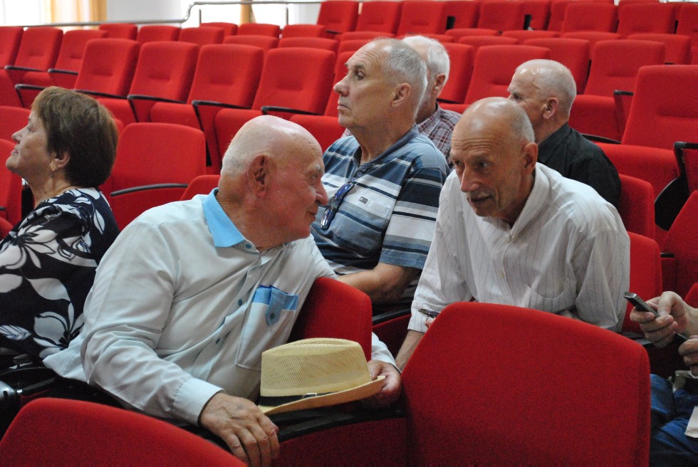 ���������� ������� �������� 50-����� ������ �������