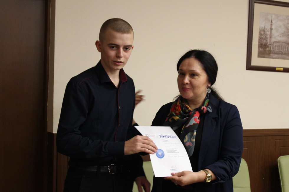 235 �����������