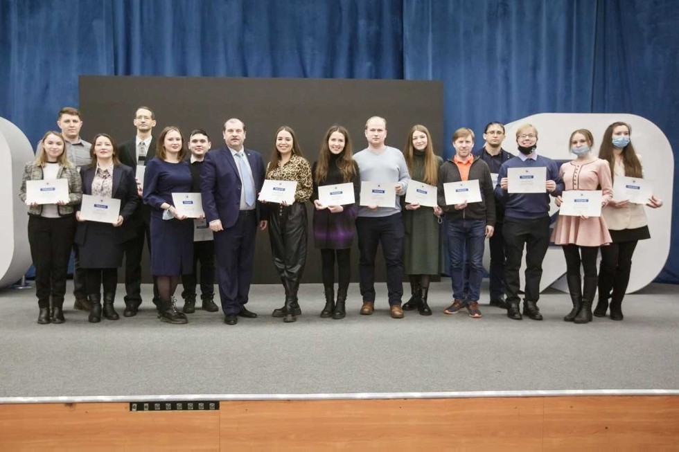 Церемония награждения сотрудников и студентов Инженерного института за активное участие в организации фестиваля науки 'Территория знаний' 03.03.2022 Церемония награждения сотрудников и студентов Инженерного института за активное участие в организации фестиваля науки 'Территория знаний' 03.03.2022