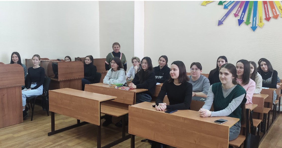 Кружковцы на 'книжной ярмарке' Кружковцы на 'книжной ярмарке'