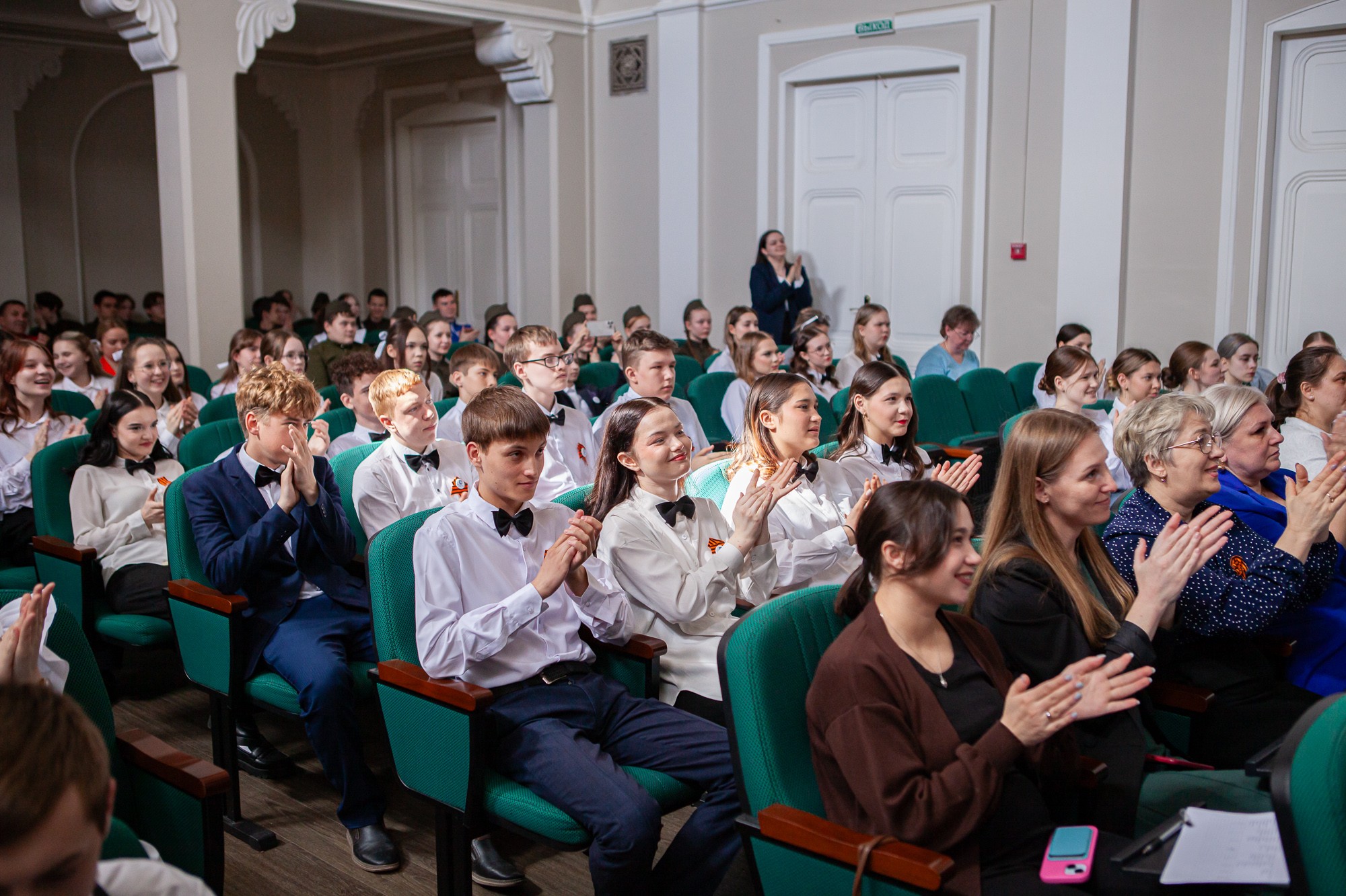 В Елабужском институте прошёл конкурс 'Битва хоров', посвящённый 80-летию Победы в Великой Отечественной войне В Елабужском институте прошёл конкурс 'Битва хоров', посвящённый 80-летию Победы в Великой Отечественной войне