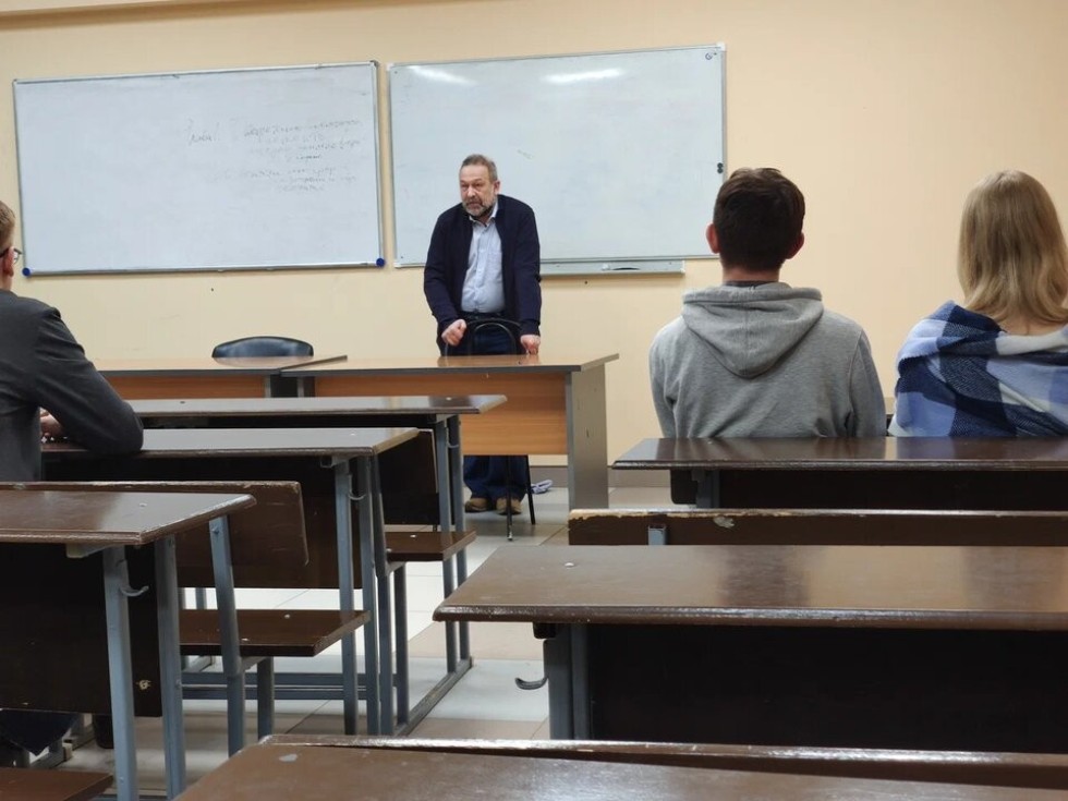 Теоретический семинар на отделении философии и религиоведения Теоретический семинар на отделении философии и религиоведения