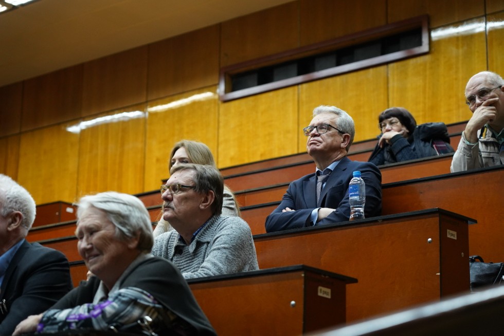 � ��������� ������ ��� ���������� ���������, ����������� 100-����� �� ��� �������� ����� ��������