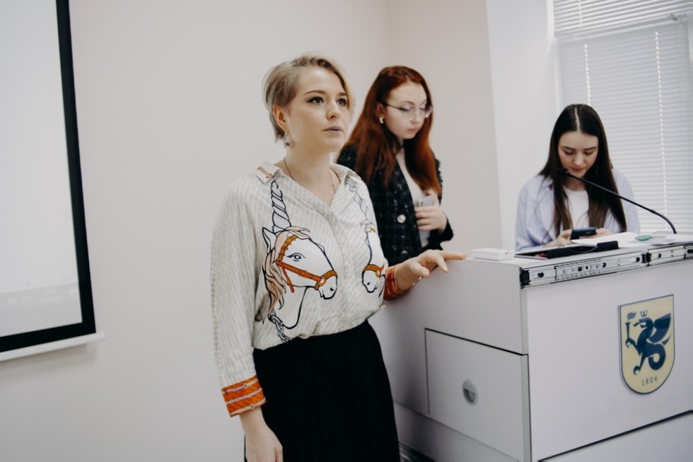 Лингвошкола открыла свои двери для абитуриентов Института международных отношений Лингвошкола открыла свои двери для абитуриентов Института международных отношений