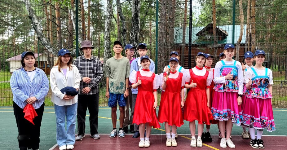 Смена 'ЛингвоБит' завершилась в лагере 'Буревестник' Елабужского института КФУ Смена 'ЛингвоБит' завершилась в лагере 'Буревестник' Елабужского института КФУ