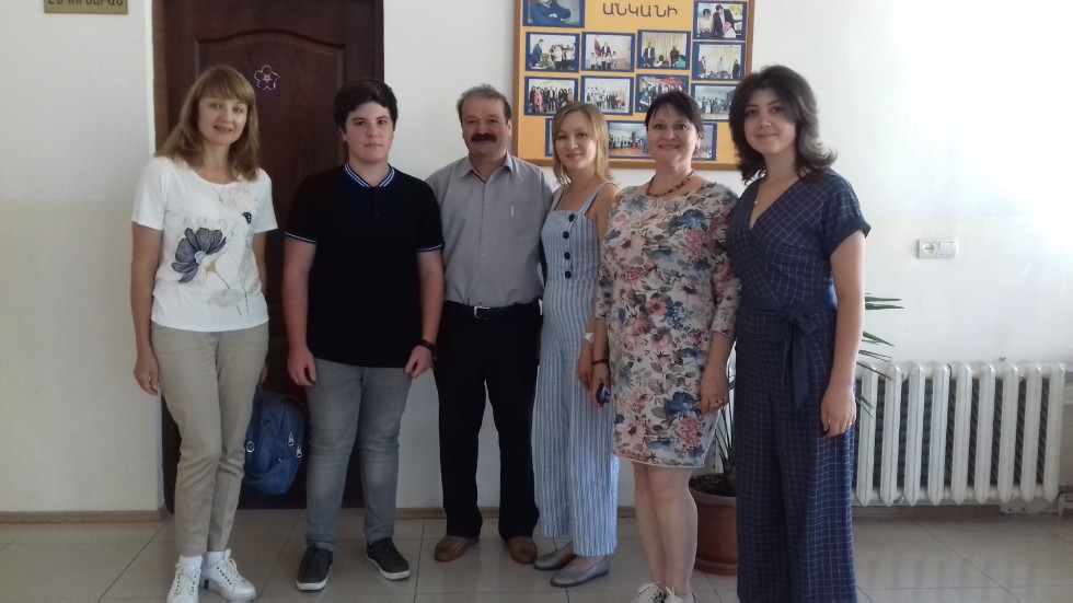 Проектная группа ИФМК КФУ в методологической лаборатории педагогических инноваций в Армении Проектная группа ИФМК КФУ в методологической лаборатории педагогических инноваций в Армении