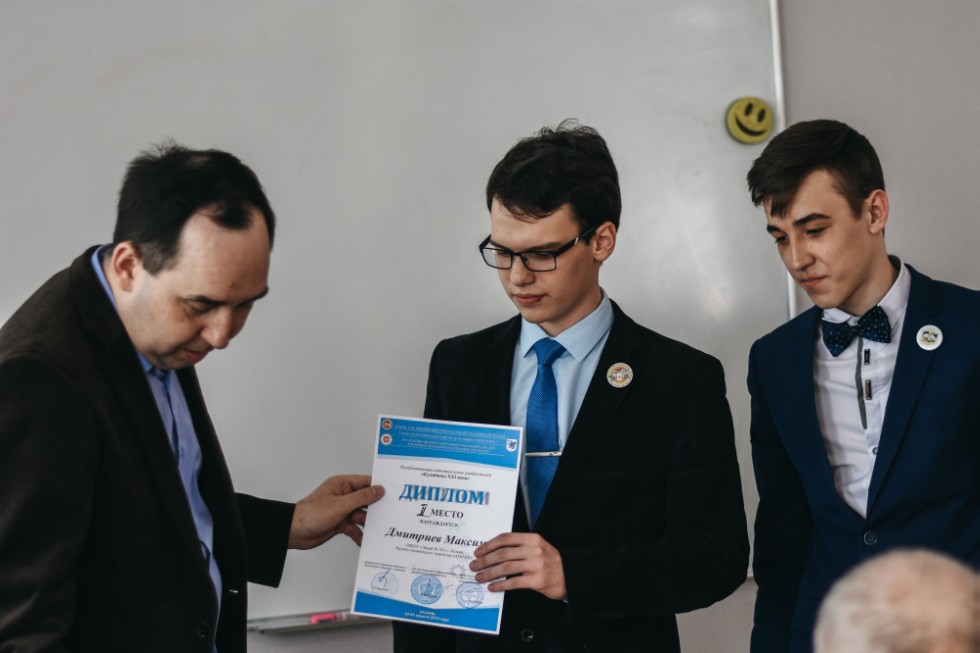 ����� ��������� ���� ������������� 