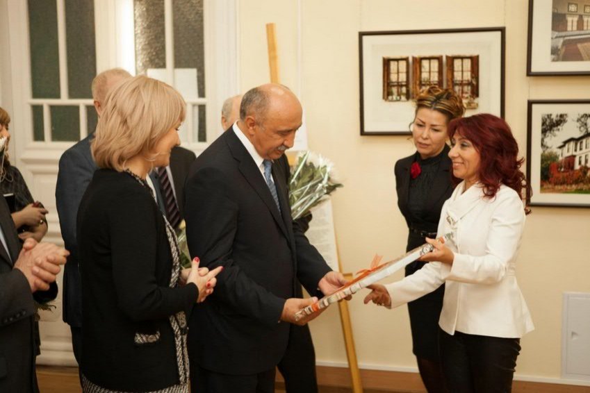 Весь город в объективе художника Весь город в объективе художника