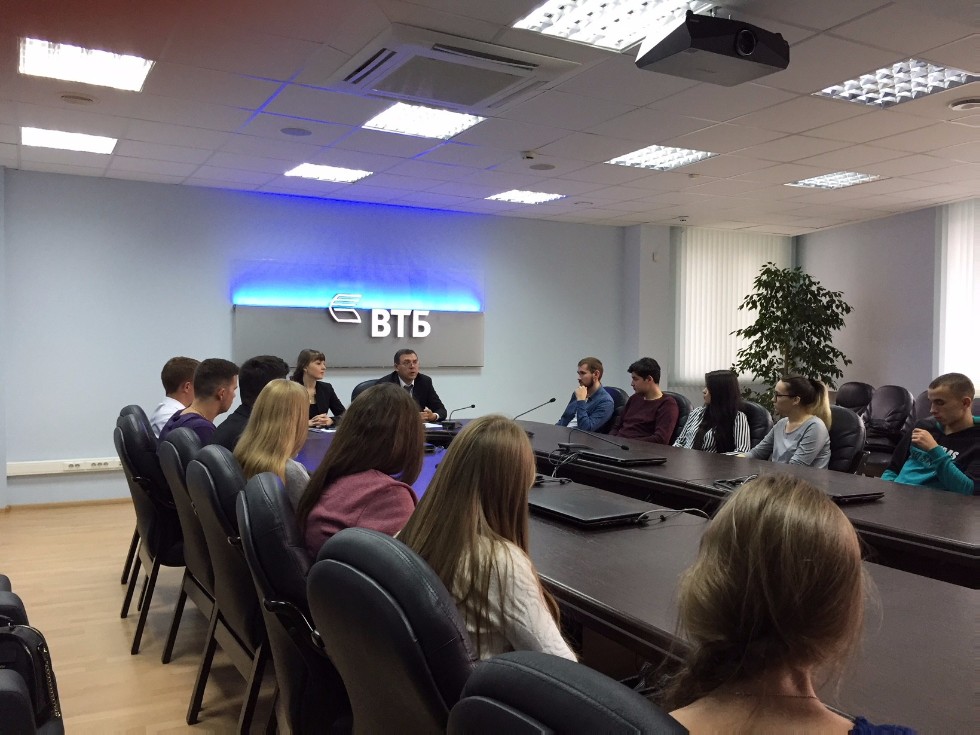 ��������� ��������� ������� ����������� ���� � ���� ����� 