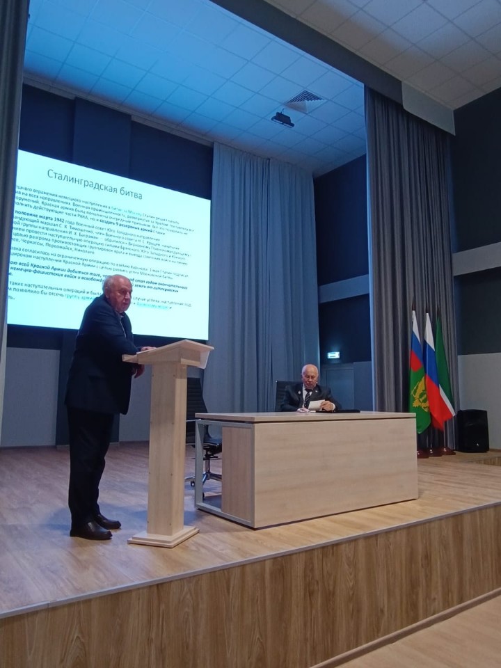 Представители Президиума Совета ветеранов выступили с лекциями в Управлении министерстве юстиции РТ Представители Президиума Совета ветеранов выступили с лекциями в Управлении министерстве юстиции РТ