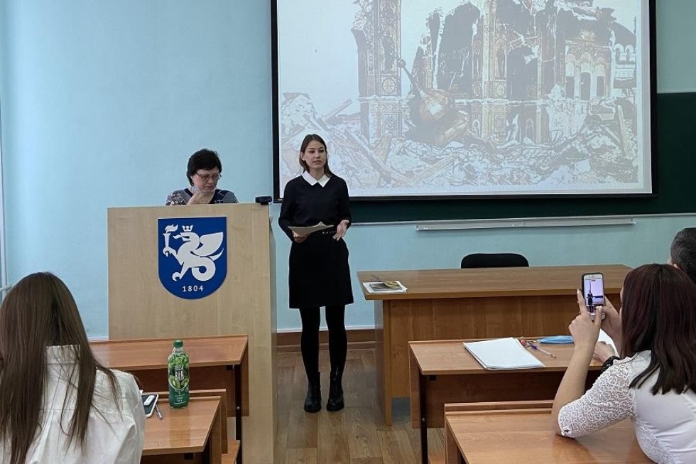 В Елабужском институте подведены итоги конкурса 'История вокруг меня' В Елабужском институте подведены итоги конкурса 'История вокруг меня'