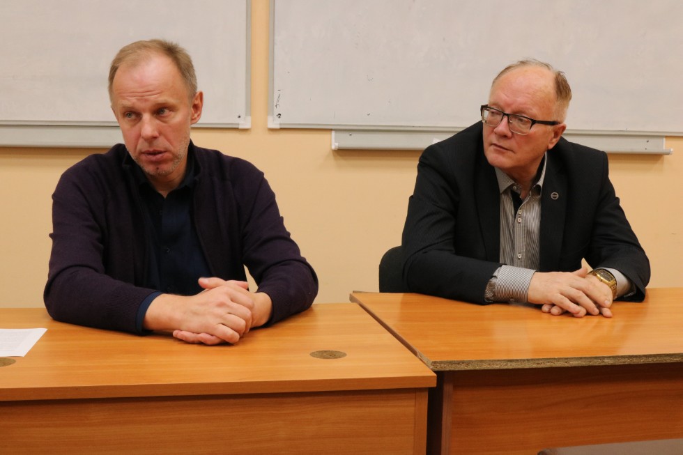 � ������ � ���� - ������ �����, �������� ������ ���������������� � �������������� ������������ � ����������, ���������� �������� ��������� ��������� � ��������������� ������ ��� ���������� ��