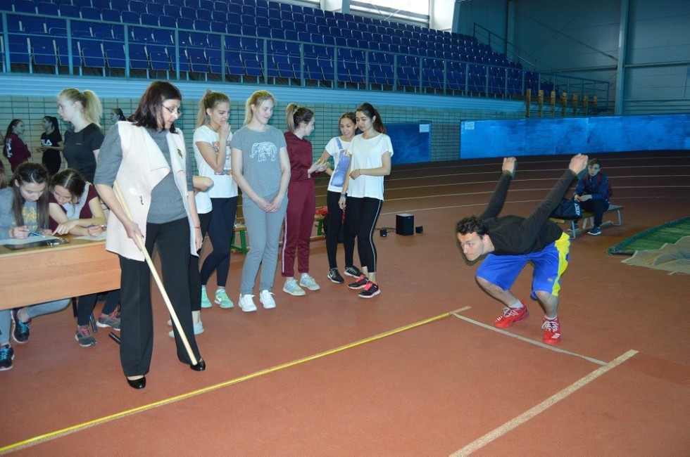 � ��� ������� ������� ����� 100 ��������� ����������� ��������� ���.