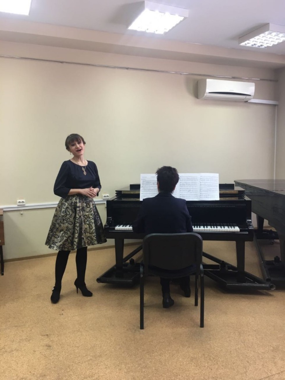 БУДУЩИЕ ПЕДАГОГИ-МУЗЫКАНТЫ ПОКАЗАЛИ ВОКАЛЬНЫЙ КЛАСС! БУДУЩИЕ ПЕДАГОГИ-МУЗЫКАНТЫ ПОКАЗАЛИ ВОКАЛЬНЫЙ КЛАСС!