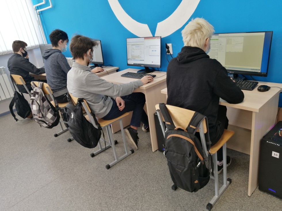 Онлайн-конкурс разработки мобильного приложения на платформе 1С Онлайн-конкурс разработки мобильного приложения на платформе 1С