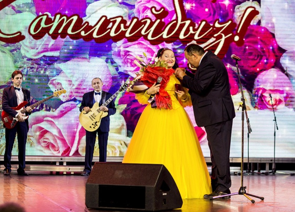 Все началось с судьбоносной песни 'Золотая рыбка' Все началось с судьбоносной песни 'Золотая рыбка'