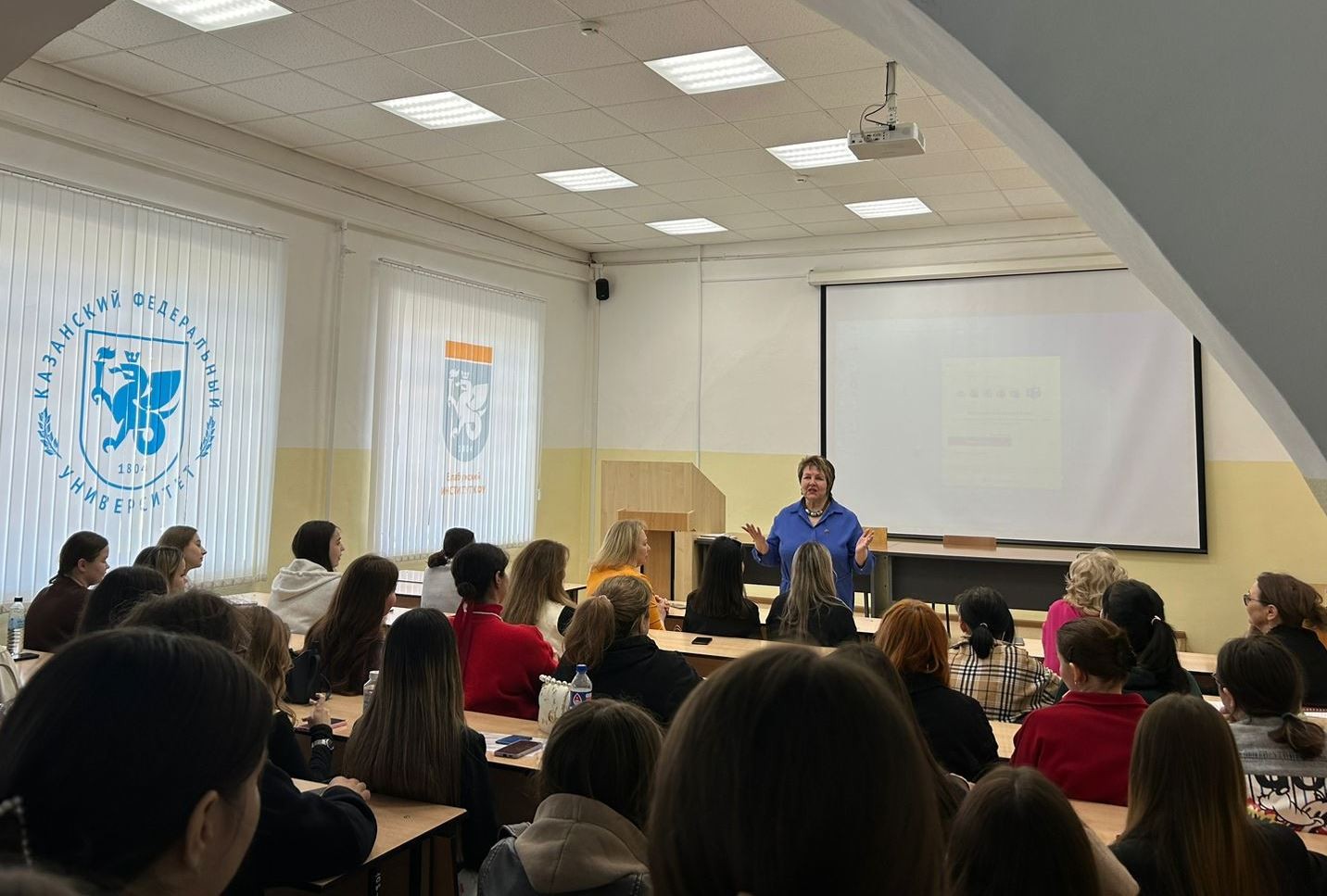 Встреча студентов-выпускников с работодателями Встреча студентов-выпускников с работодателями