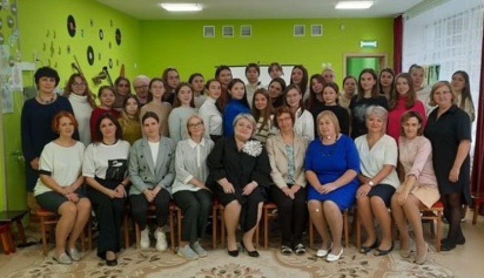 Семинар-практикум 'Инновационные формы и технологии в комплексном сопровождении детей с отклонениями в развитии в условиях модернизации образования' Семинар-практикум 'Инновационные формы и технологии в комплексном сопровождении детей с отклонениями в развитии в условиях модернизации образования'