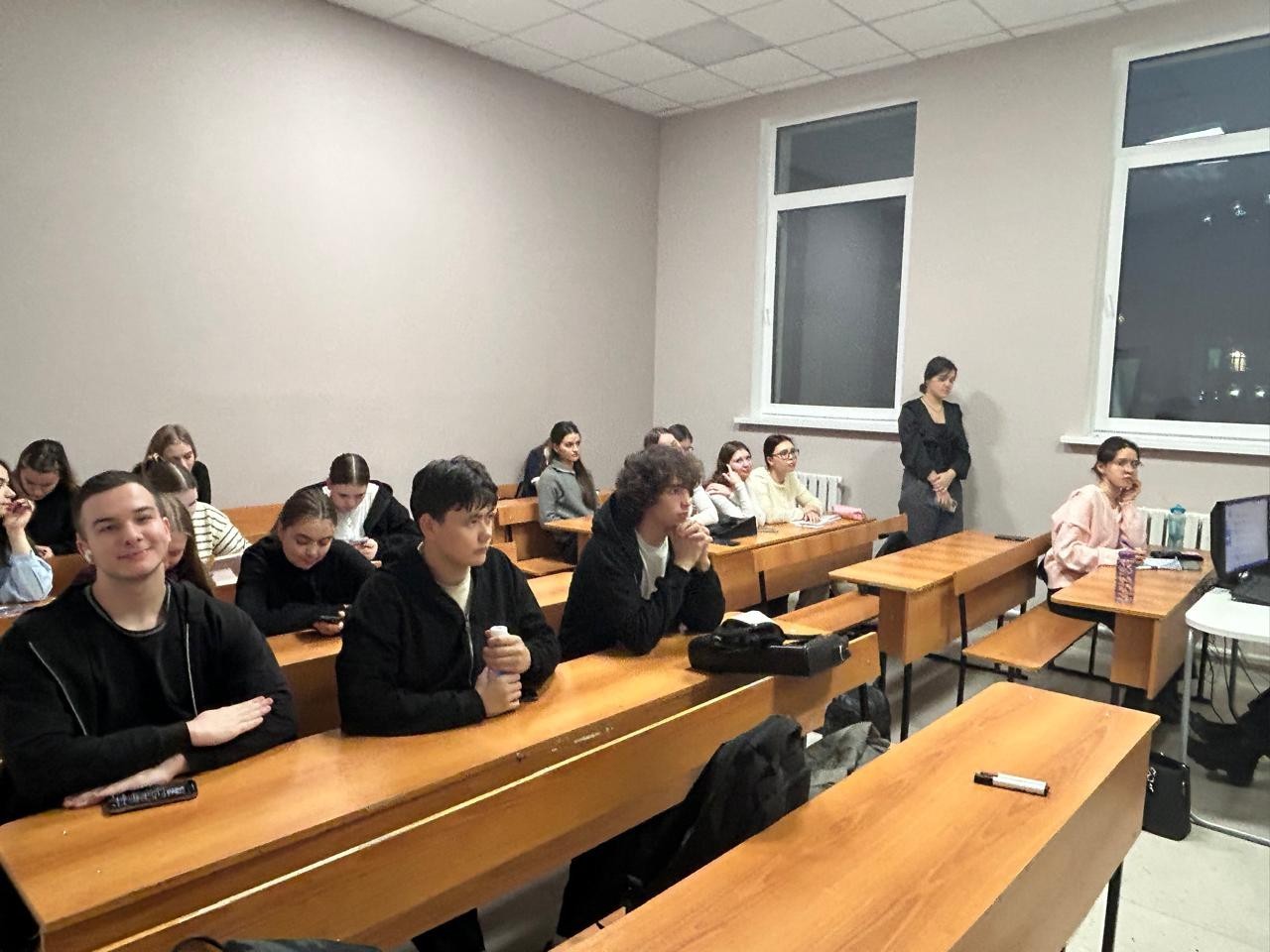 19 ноября 2025 года куратор Газизуллина Л.З. провела кураторский час посвященный вопросам правил поведения в чрезвычайных ситуациях 19 ноября 2025 года куратор Газизуллина Л.З. провела кураторский час посвященный вопросам правил поведения в чрезвычайных ситуациях