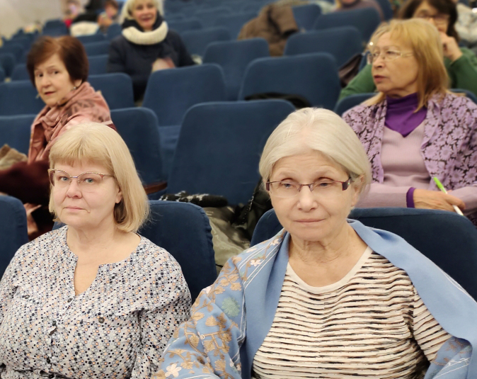 Слушатели УТВ знакомятся с романским искусством Слушатели УТВ знакомятся с романским искусством