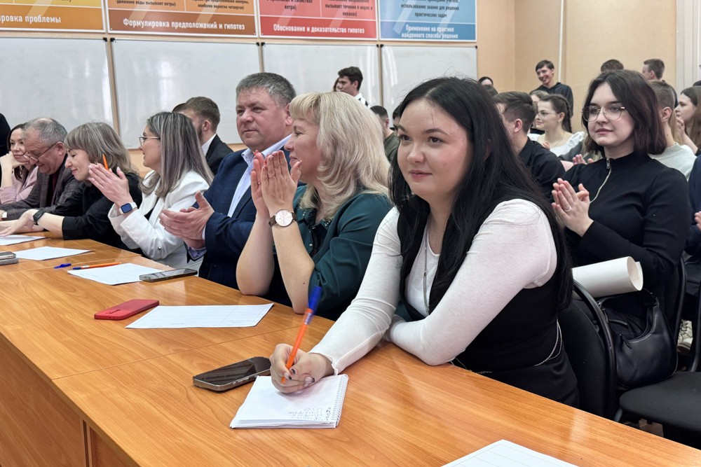 В Елабужском институте КФУ стартовала 'Студенческая весна' В Елабужском институте КФУ стартовала 'Студенческая весна'