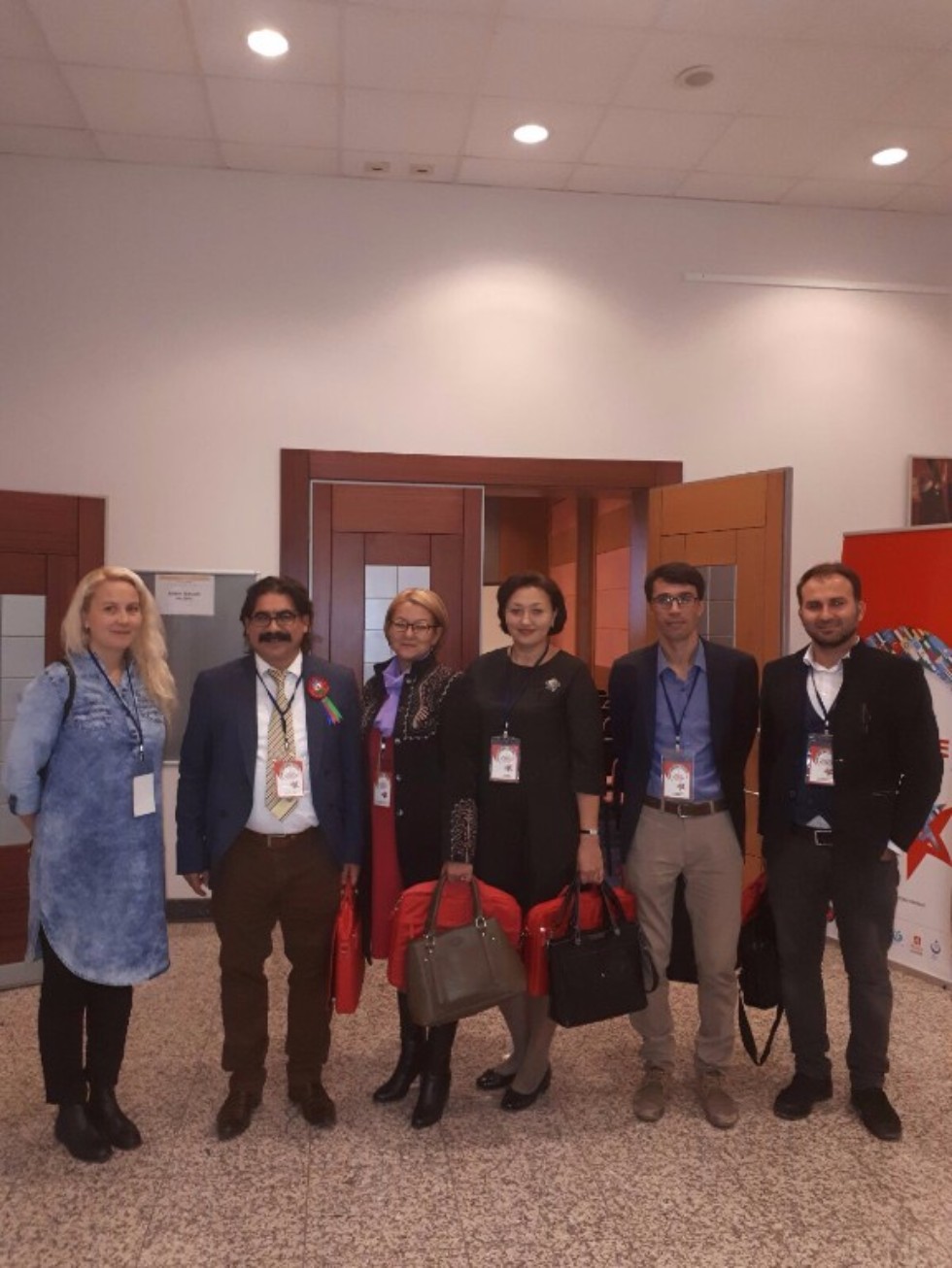 'Dünya Dili Türkçe' �������� ����������