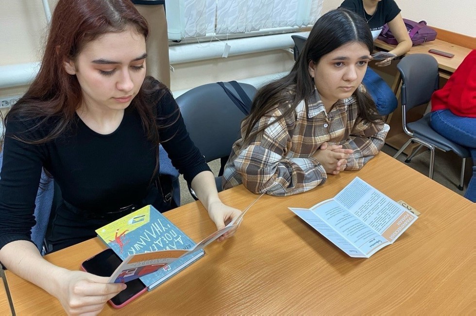 Комикс, графический роман, немая книга: все виды жанровых оттенков Комикс, графический роман, немая книга: все виды жанровых оттенков